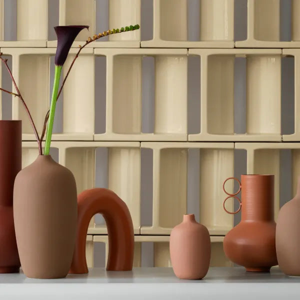 Blomus CEOLA Vase – Indian Tan – 25 cm