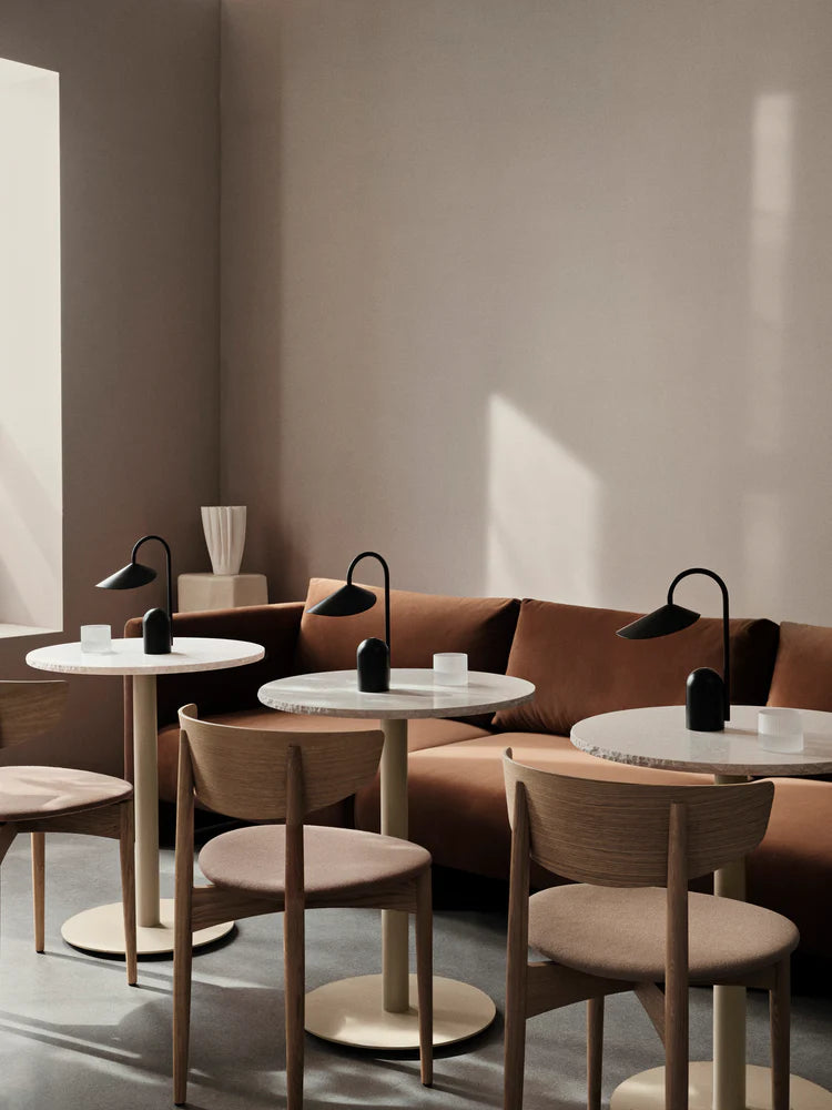 Arum table lamp