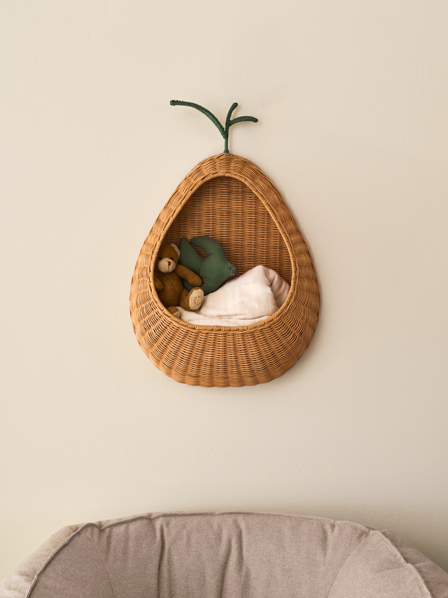 Ferm Living - Birne Rattan-Wandtasche
