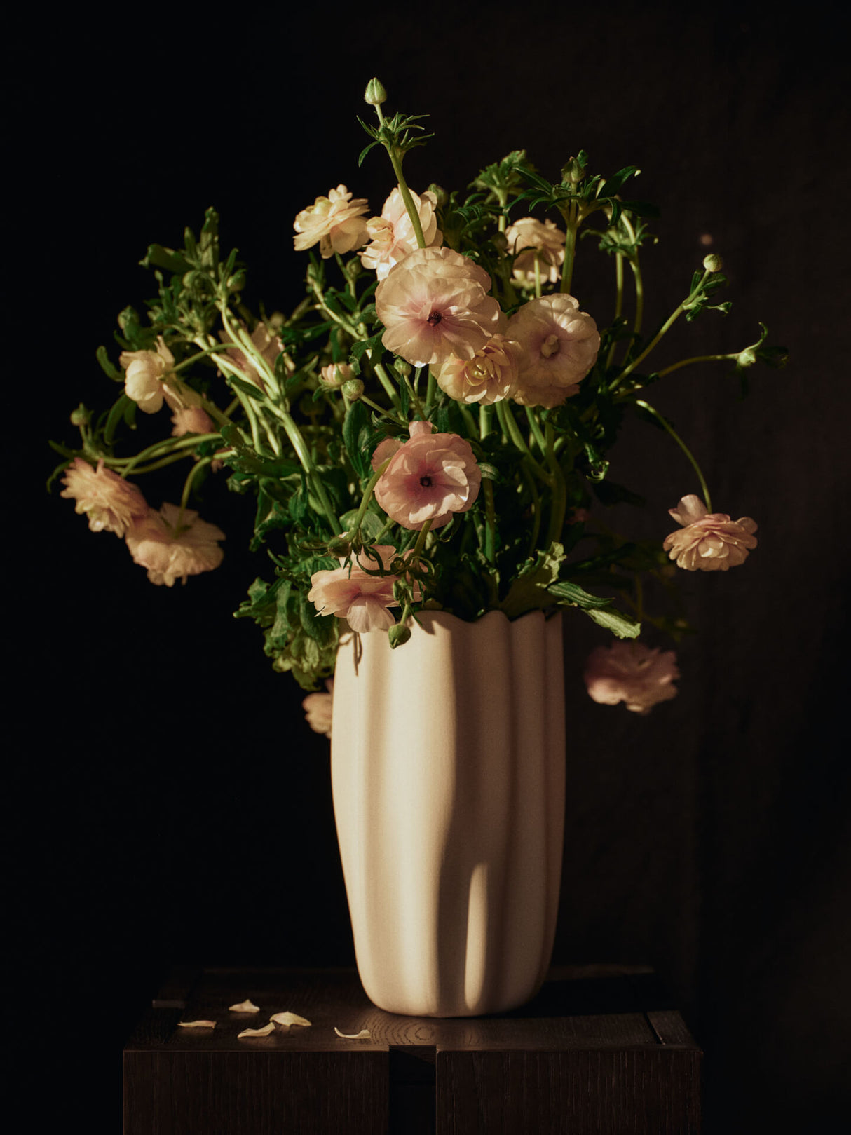 Ferm Living - Nium Vase - H23 - Off-White
