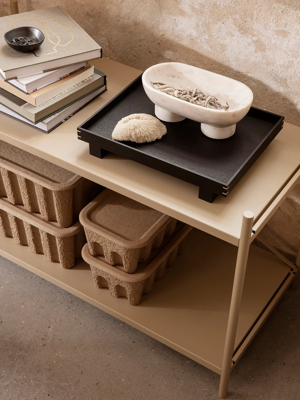 Ferm Living Punctual Metall Regalboden