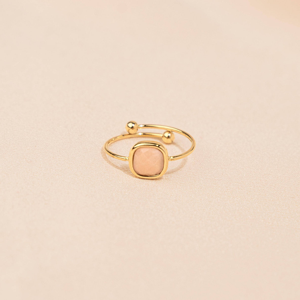 Victoire Collection Damenring mit Rosenquarz – Edelstahl Gold