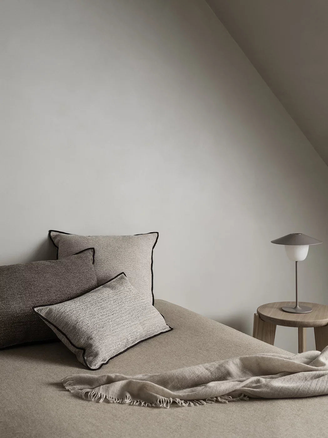 Blomus MERINO Decke – 130 × 200 cm
