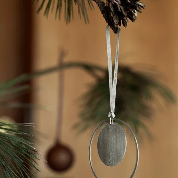 Blomus KITAI Weihnachtsschmuck – 4er Set Kugel – Silber