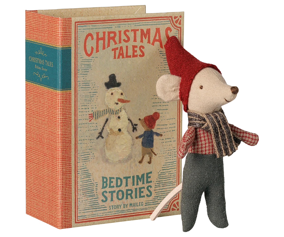 Maileg Weihnachtsmaus – Baby im Buch