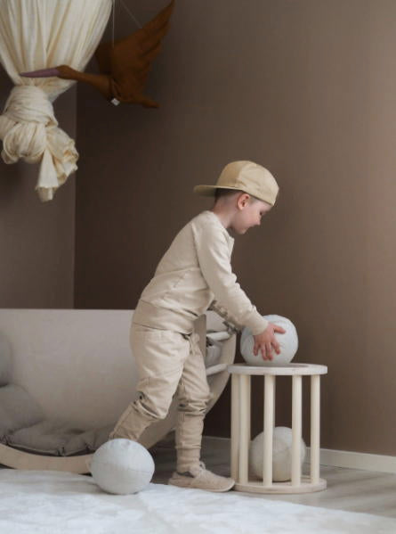 LUOTO stool