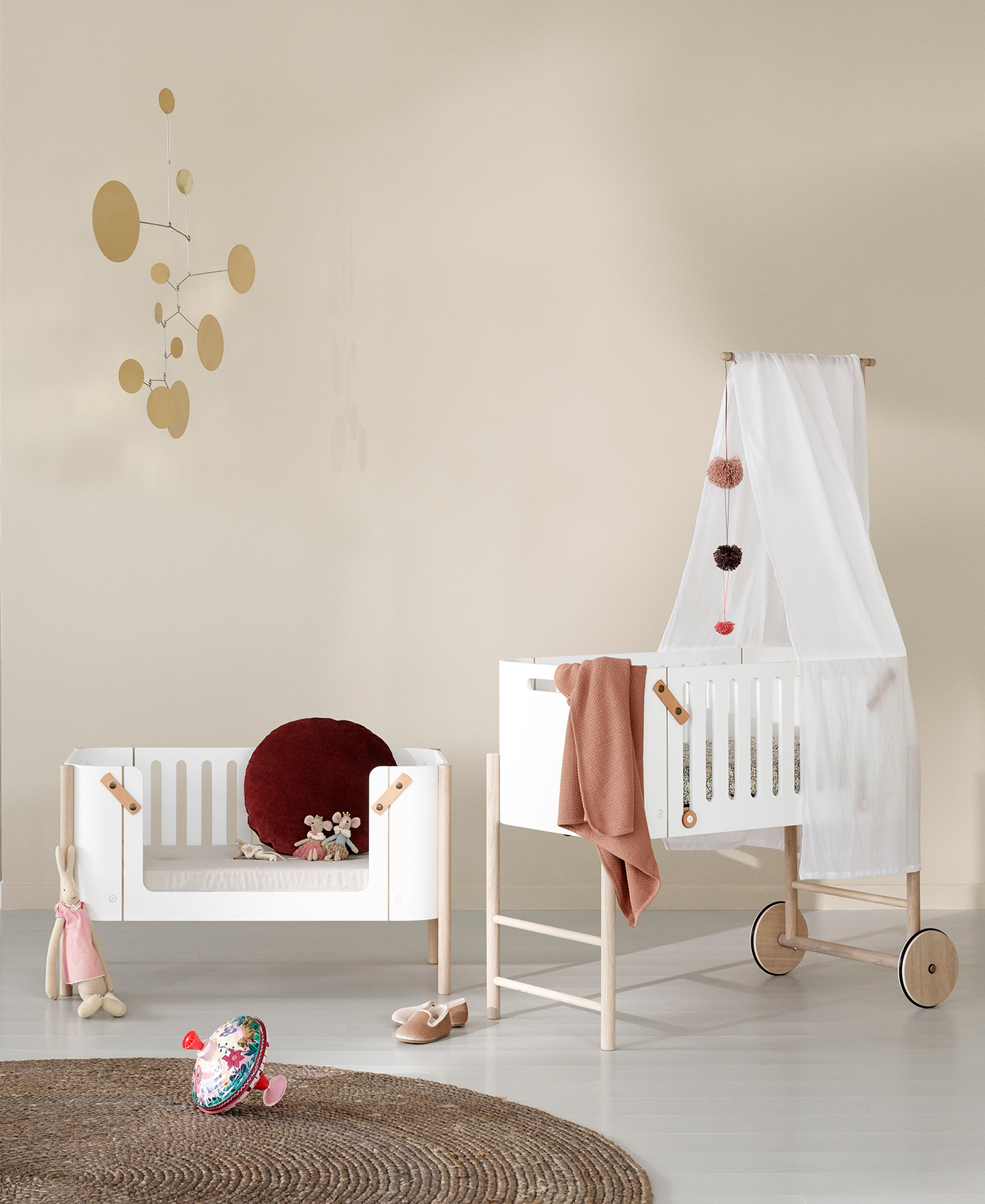 Canopy for extra bed