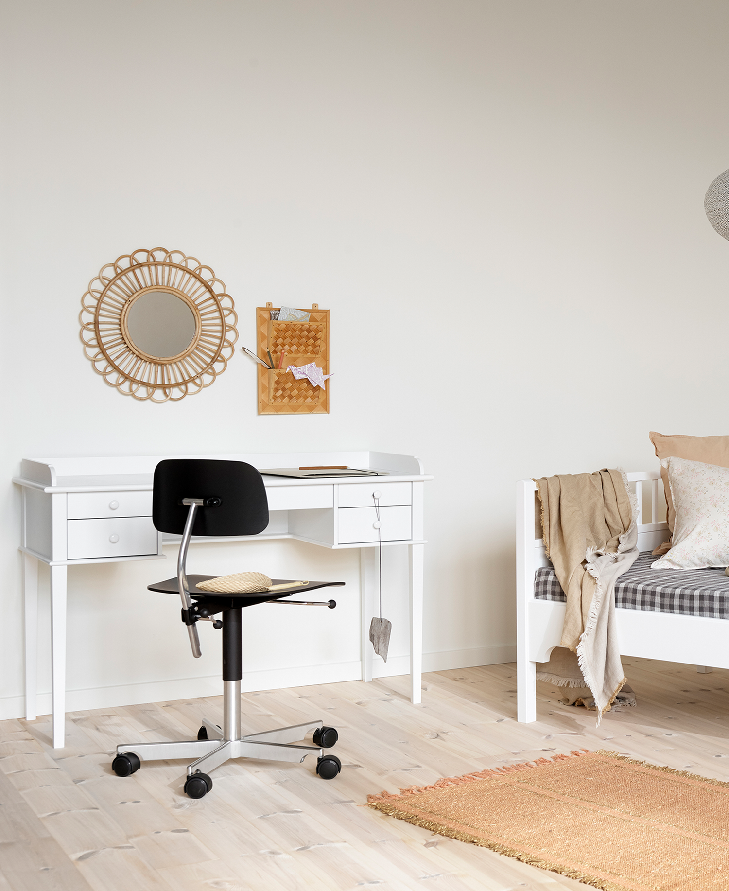 Seaside Junior Desk