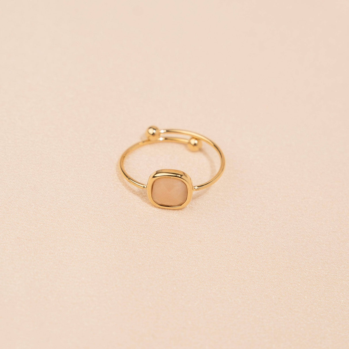 Victoire Collection Damenring mit Rosenquarz – Edelstahl Gold