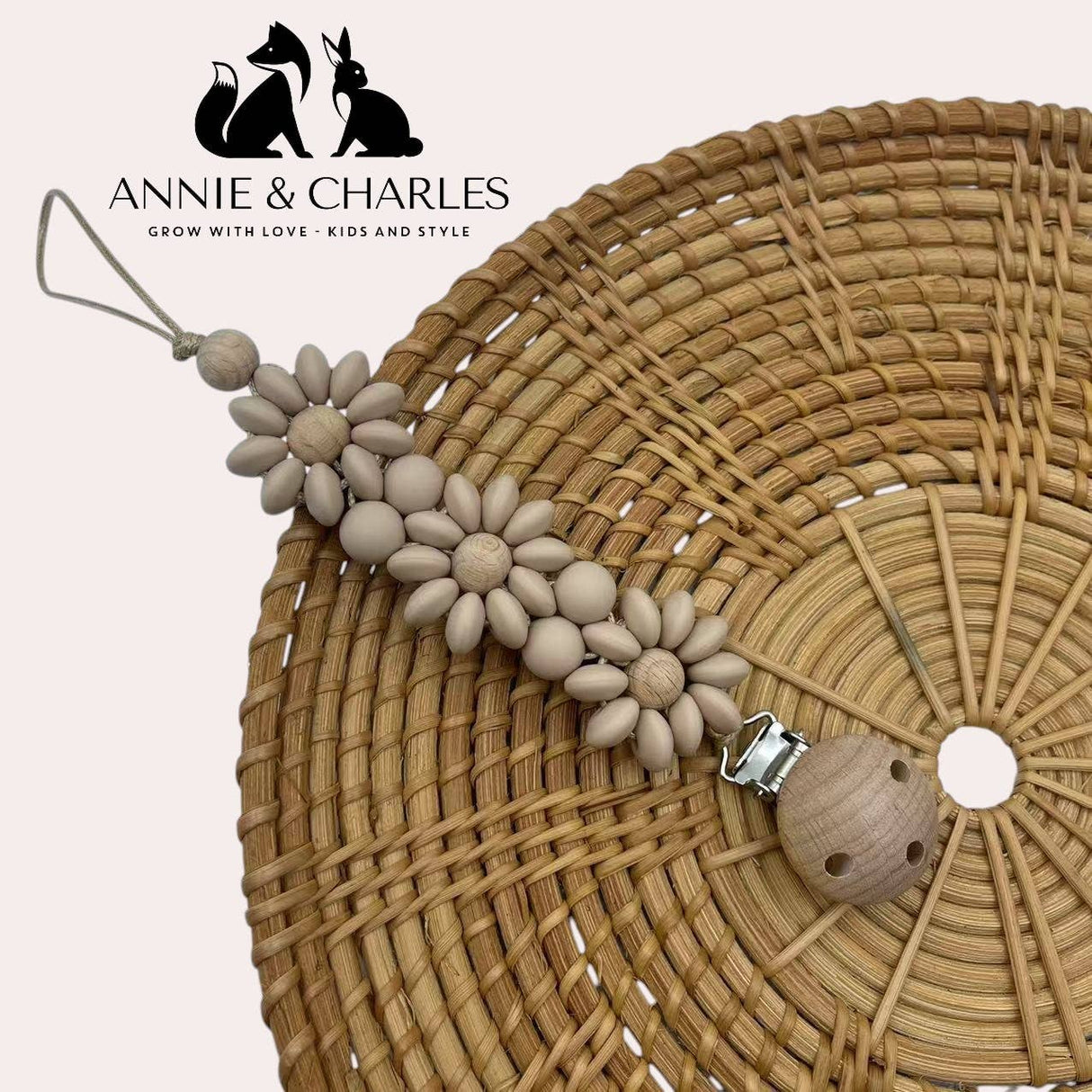 Annie & Charles - DAISY BLOOM Schnullerkette