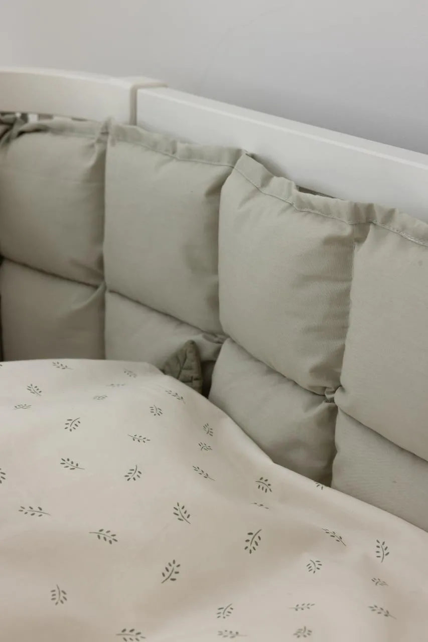 Sebra - Bettnestchen mit Kapokfüllung - Mist Green