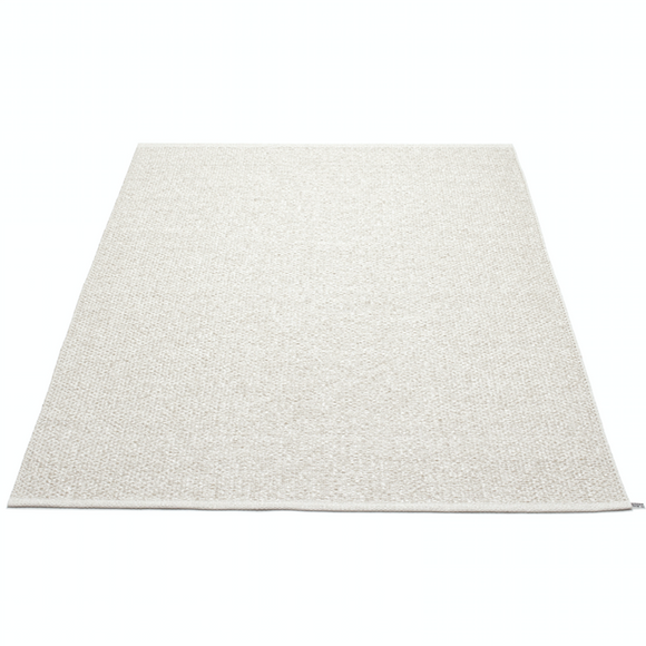Pappelina Svea Stone Metallic/Fossil Grey Outdoorteppich Teppich für den Aussenbereich Pool 