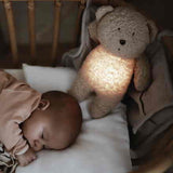 Moonie Organic Bear Sand Kuschelbär das clevere Kuscheltier für Ihr Baby, als Nachtlicht und mit Herzschlag Geräusch