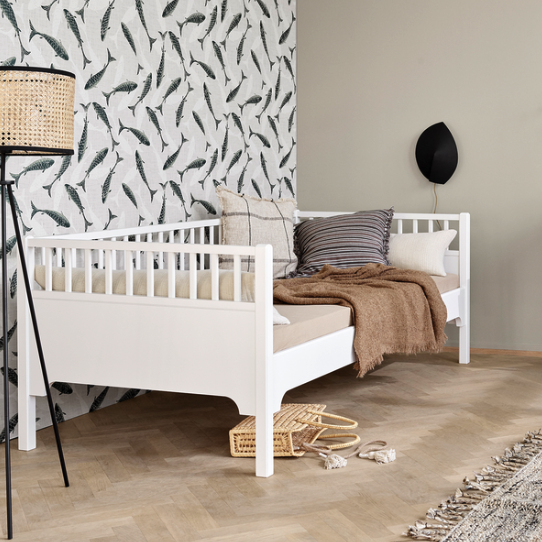 Die Oliver Furniture Seaside Collection hat einen klassischen, vom einfachen Leben inspirierten Look. Klare Linien, feine Details und ein klarer Verwendungszweck 