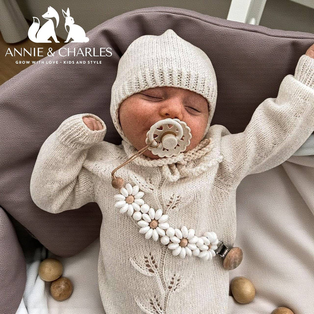 Annie & Charles - DAISY BLOOM Schnullerkette