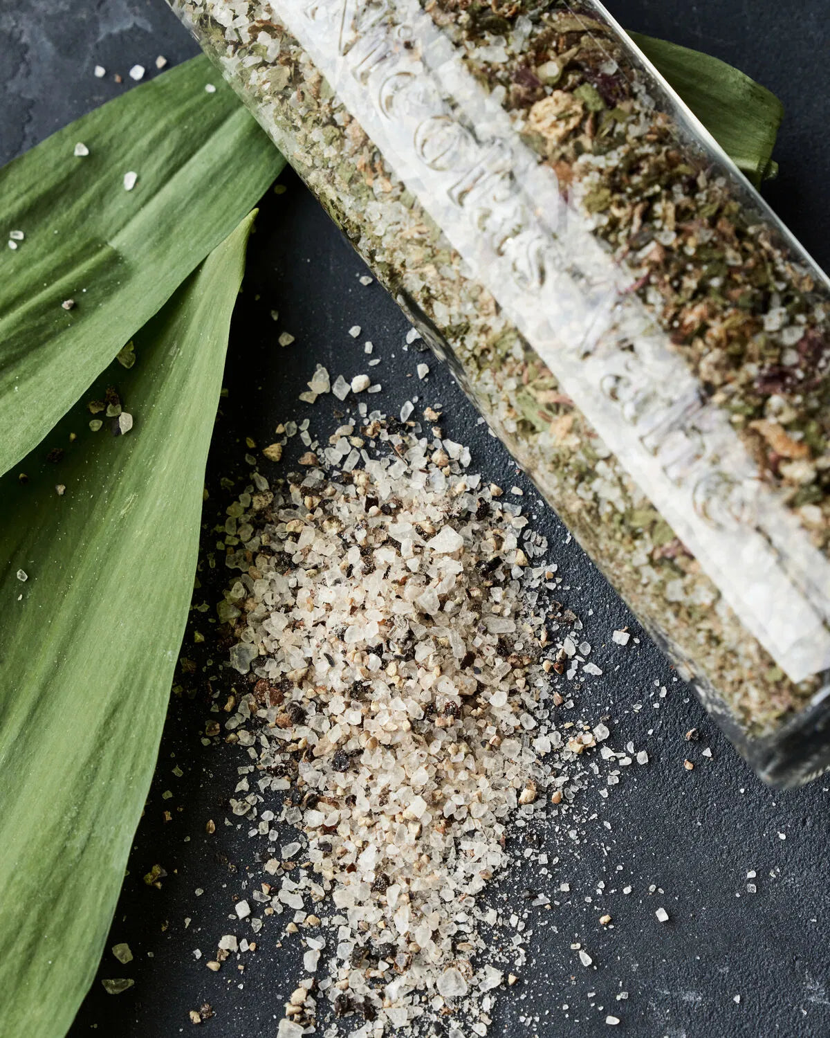 Salt Red Wine &amp; Bay Leaves