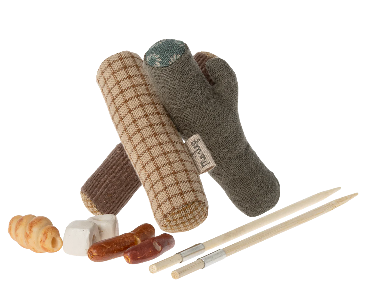 Maileg - Lagerfeuer-Set, Maus