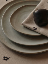 Ferm Living - Flow Plate Small - Off-White Speckle