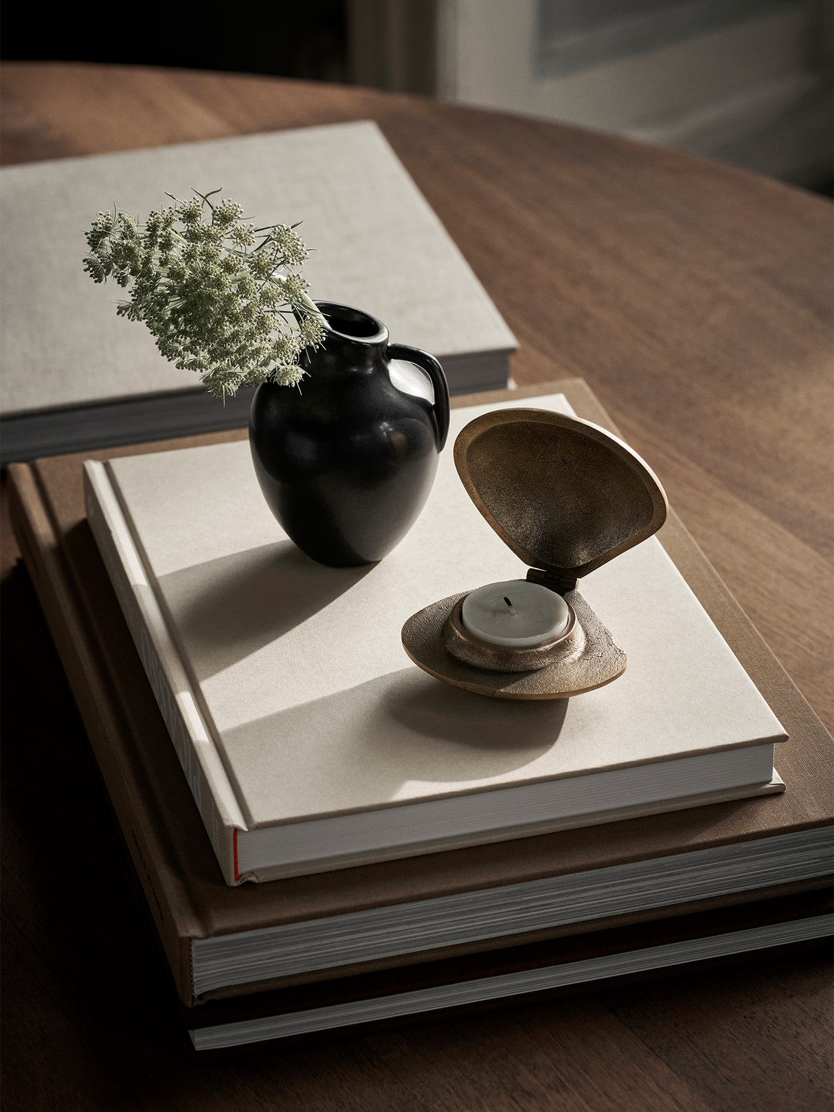 Ferm Living - Clam Candle Holder - Brass