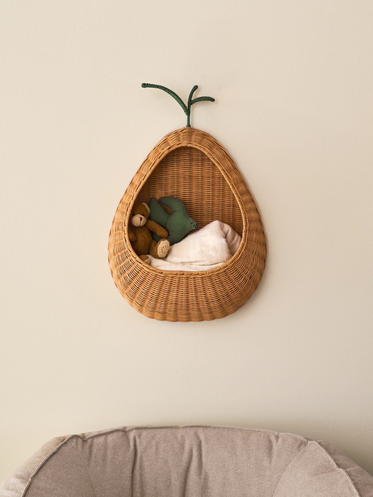 Ferm Living - Birne Rattan-Wandtasche