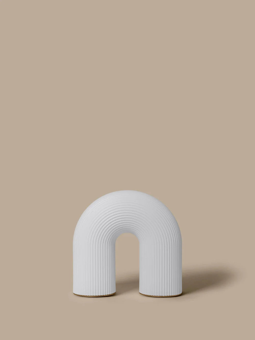 Ferm Living Vuelta Outdoor LED Akkuleuchte H25 – Weiss
