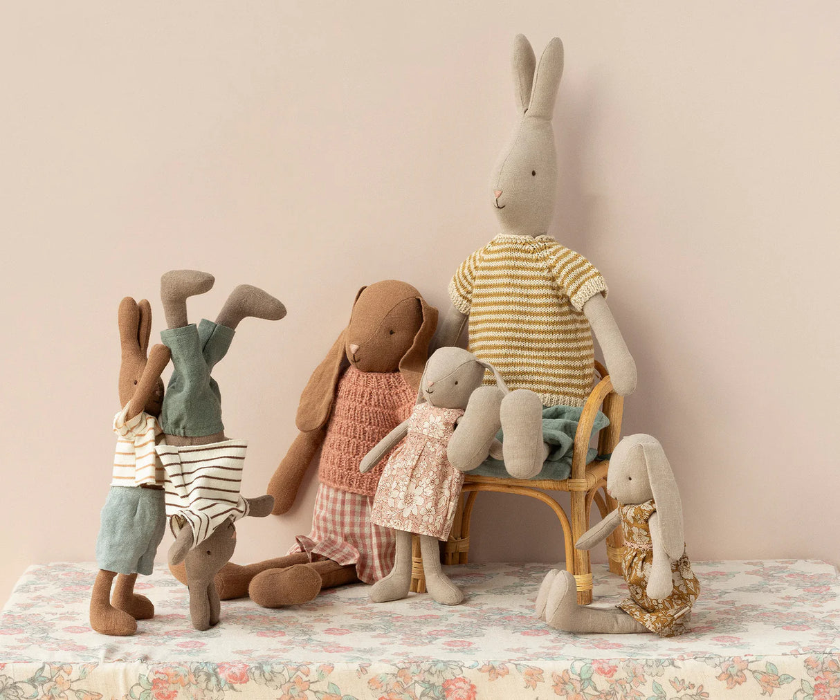 Maileg - Hase, Größe 3, Classic - Strickhemd und -hose