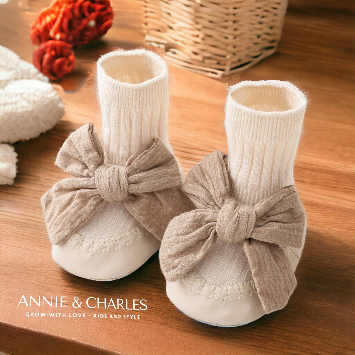 Annie & Charles® Krabbelschuhe DOLL