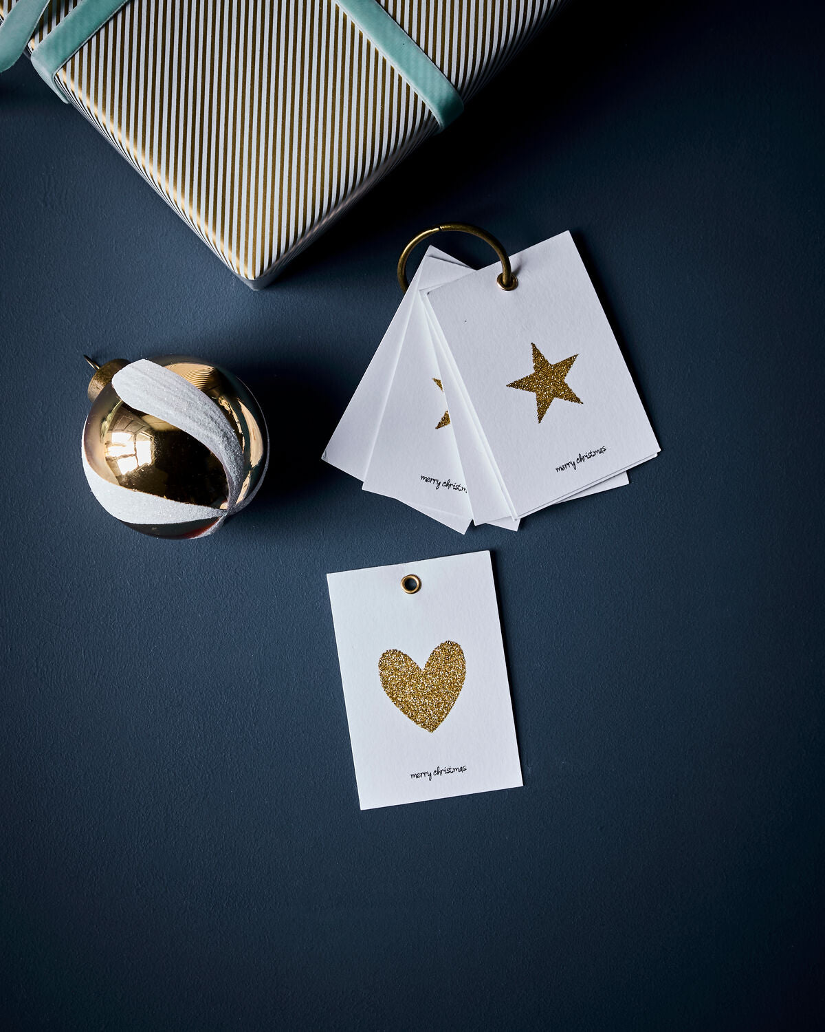 House Doctor HDGlitr Geschenkanhänger – Weiß/Gold, 12er-Set