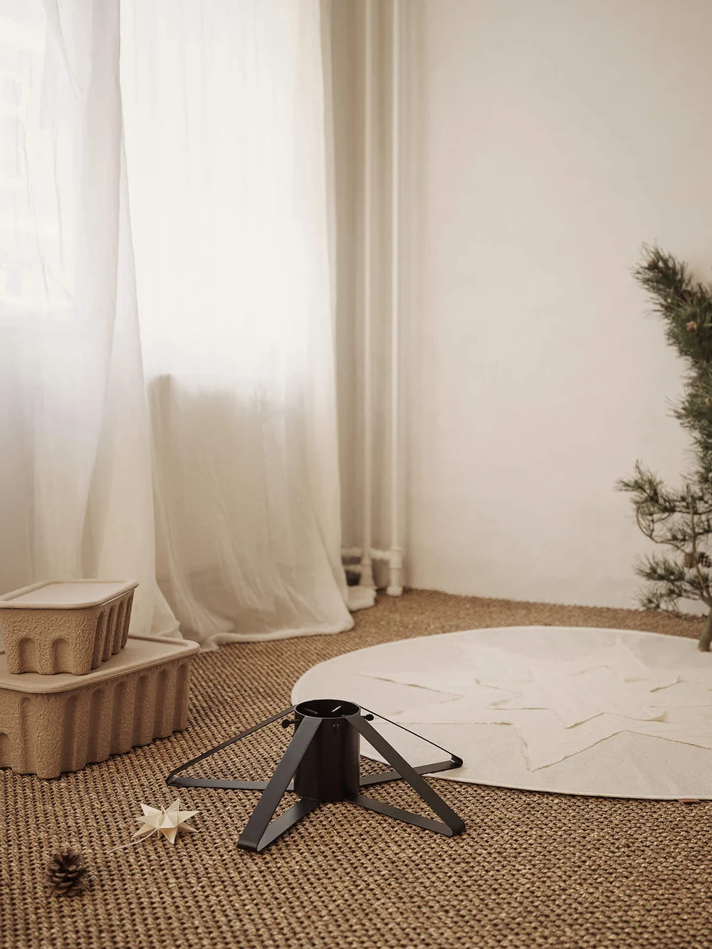 Ferm Living Vela Star Weihnachtsbaumdecke – Natural