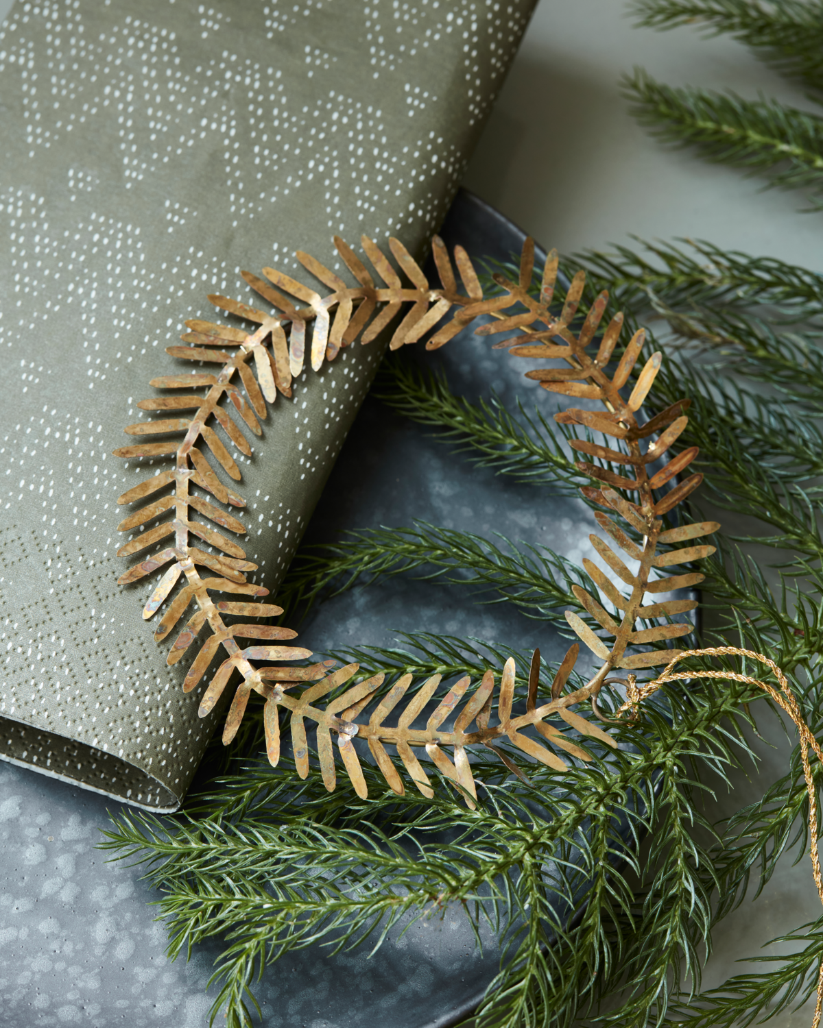 House Doctor - Weihnachtsschmuck, HDLamet rund, Messing