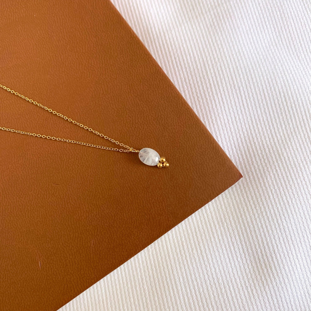 Victoire Collection Halskette mit Bergkristall – Edelstahl