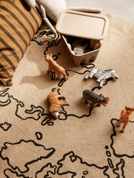 Ferm Living Handgeschnitzter Elefant