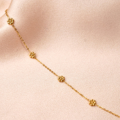 Victoire Collection Kugelkette mit Blumenanhängern – Gold