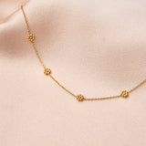 Victoire Collection Kugelkette mit Blumenanhängern – Gold