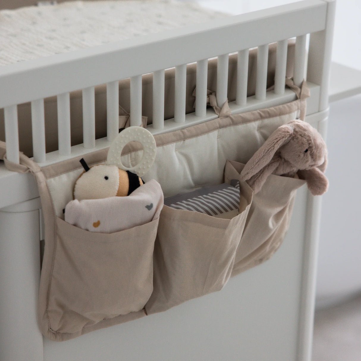 Sebra Hängeorganizer mit 3 Taschen – Morning Beige