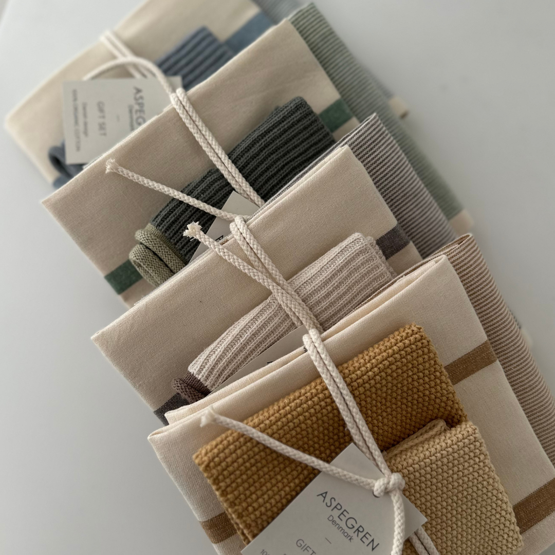 Aspegren Geschenkset Küchentextilien Bio-Baumwolle & Leinen – Golden Spice