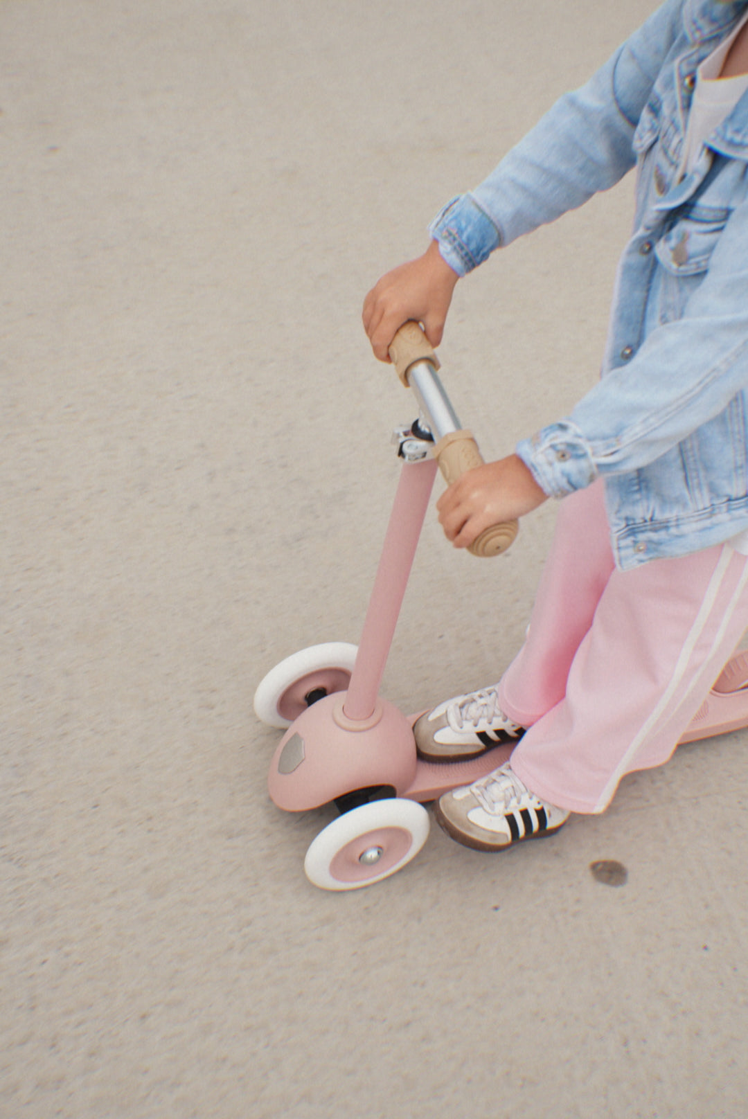 Banwood - ECO SCOOTER Dusty Rose