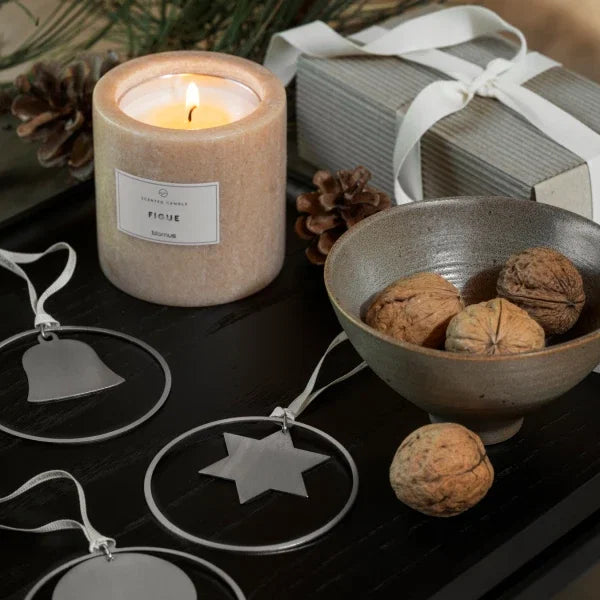Blomus KITAI Weihnachtsschmuck – 4er Set Glocken – Silber