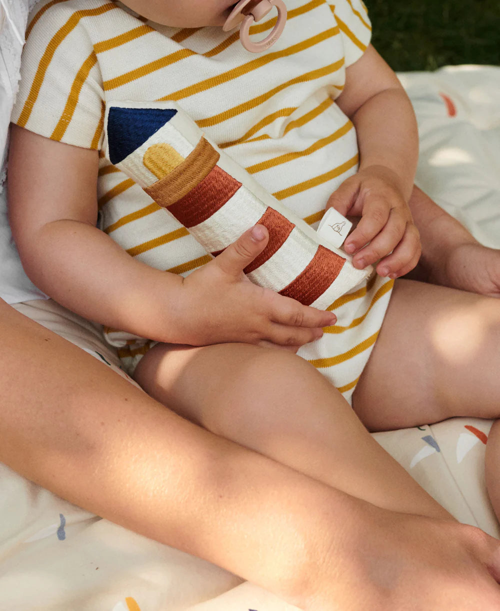 Dear April - Klint Leuchtturm Rassel, off-white/bunt