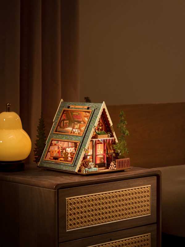 Holzbausatz "A-Frame Cabin"