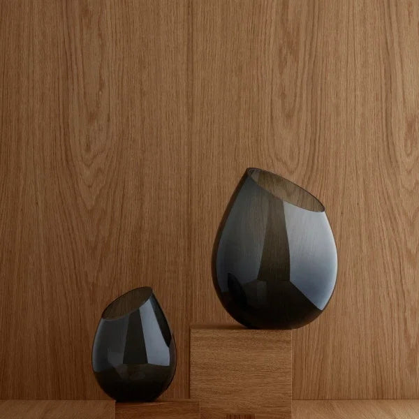 Blomus DROP Vase – Smoke
