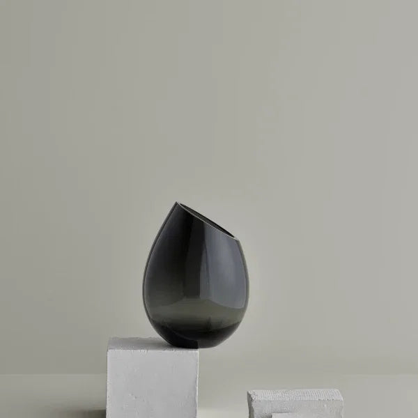 Blomus DROP Vase – Smoke