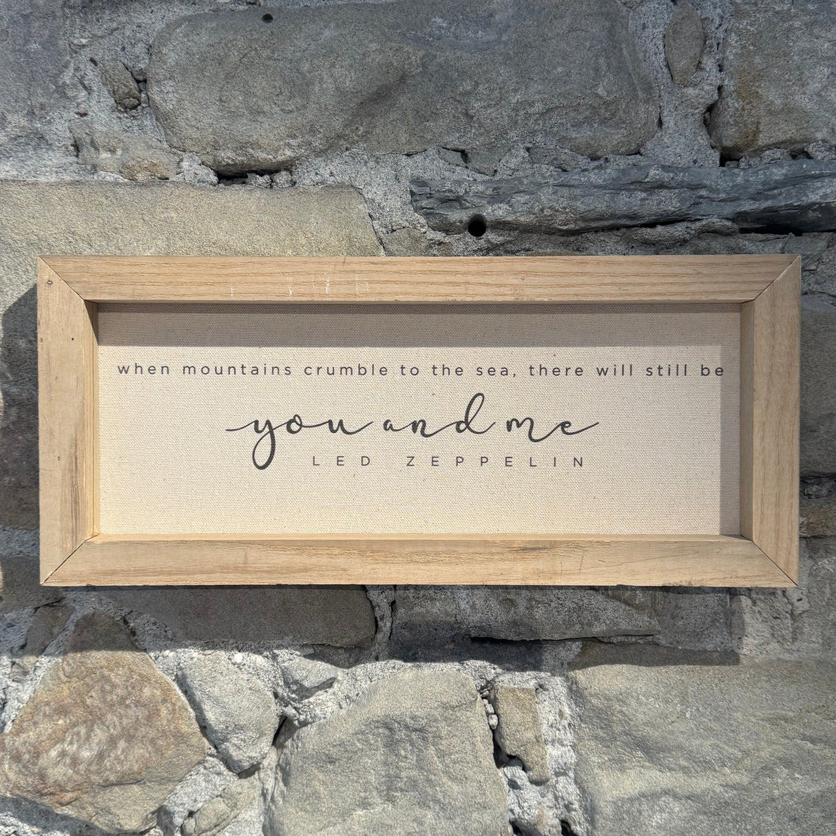 Everyday Signs – Rechteckige Leinenschilder im Eichenholzrahmen (40 x 18 cm)