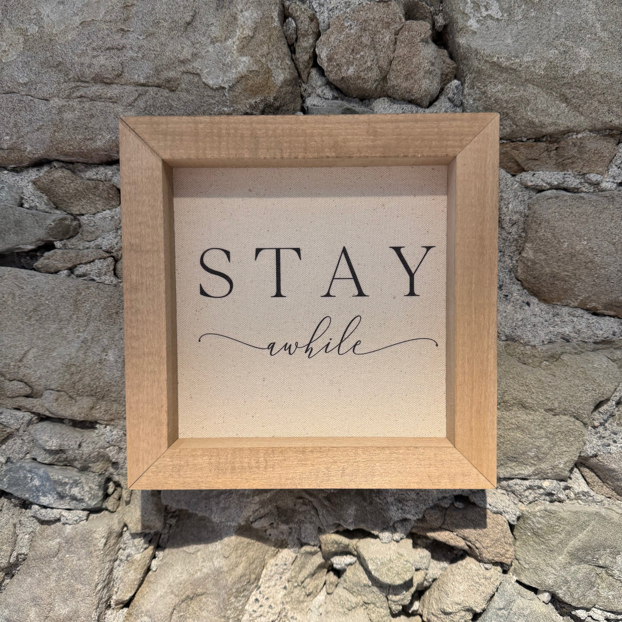 Everyday Signs – Quadratische Leinenschilder im Eichenholzrahmen (20 x 20 cm)