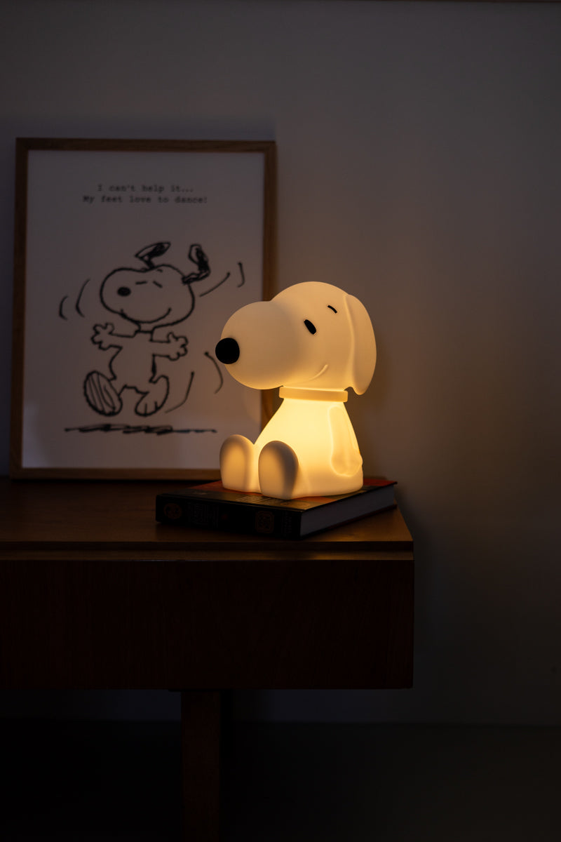 Mr. Maria First Light Snoopy