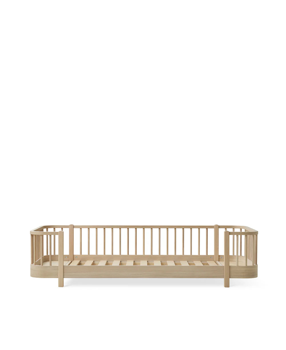 Wood Lounger Bed White 120 cm