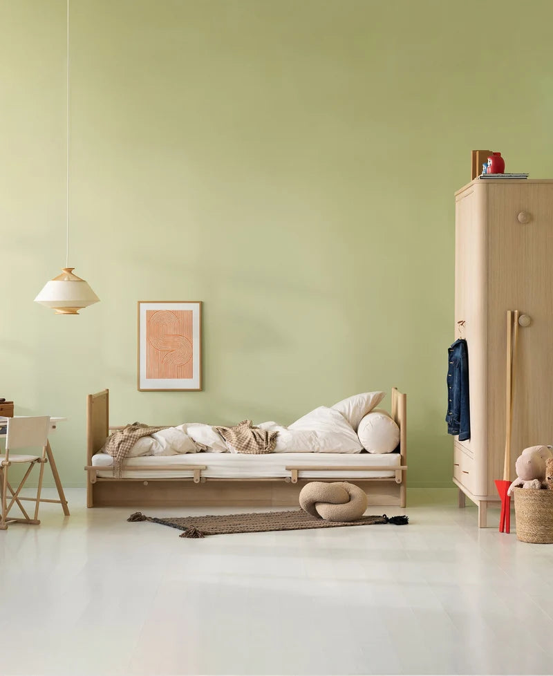 Wood Lounger Bed White 120 cm