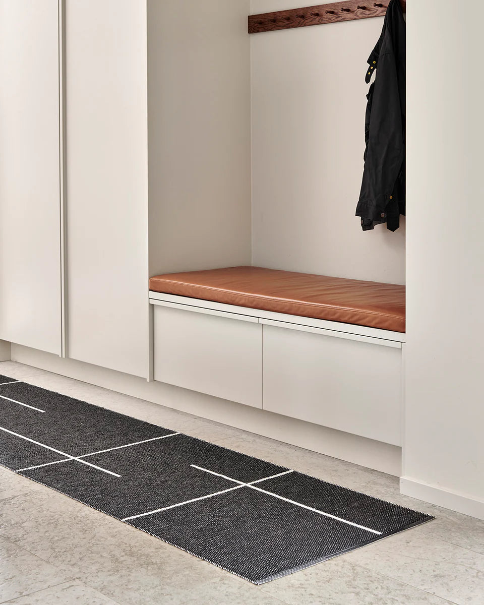 Fred, black ab 90 cm
