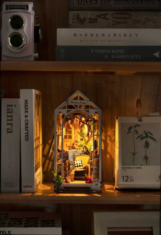 Holzbausatz "Garden House"
