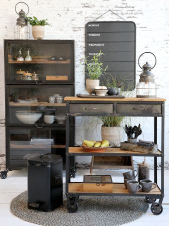 Tafel zum aufhängen mit Wochentage